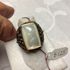 MOP? OR MOON STONE ? STERLING FILLIGREE RING BLING 💍 6/1/2